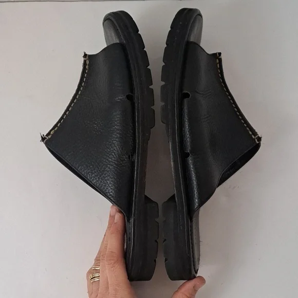 Cole Haan leather lug sole slip-on open toe slides sandals size 8 - Picture 9 of 12